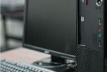 20台のパソコンを常設し24時間使える自習室