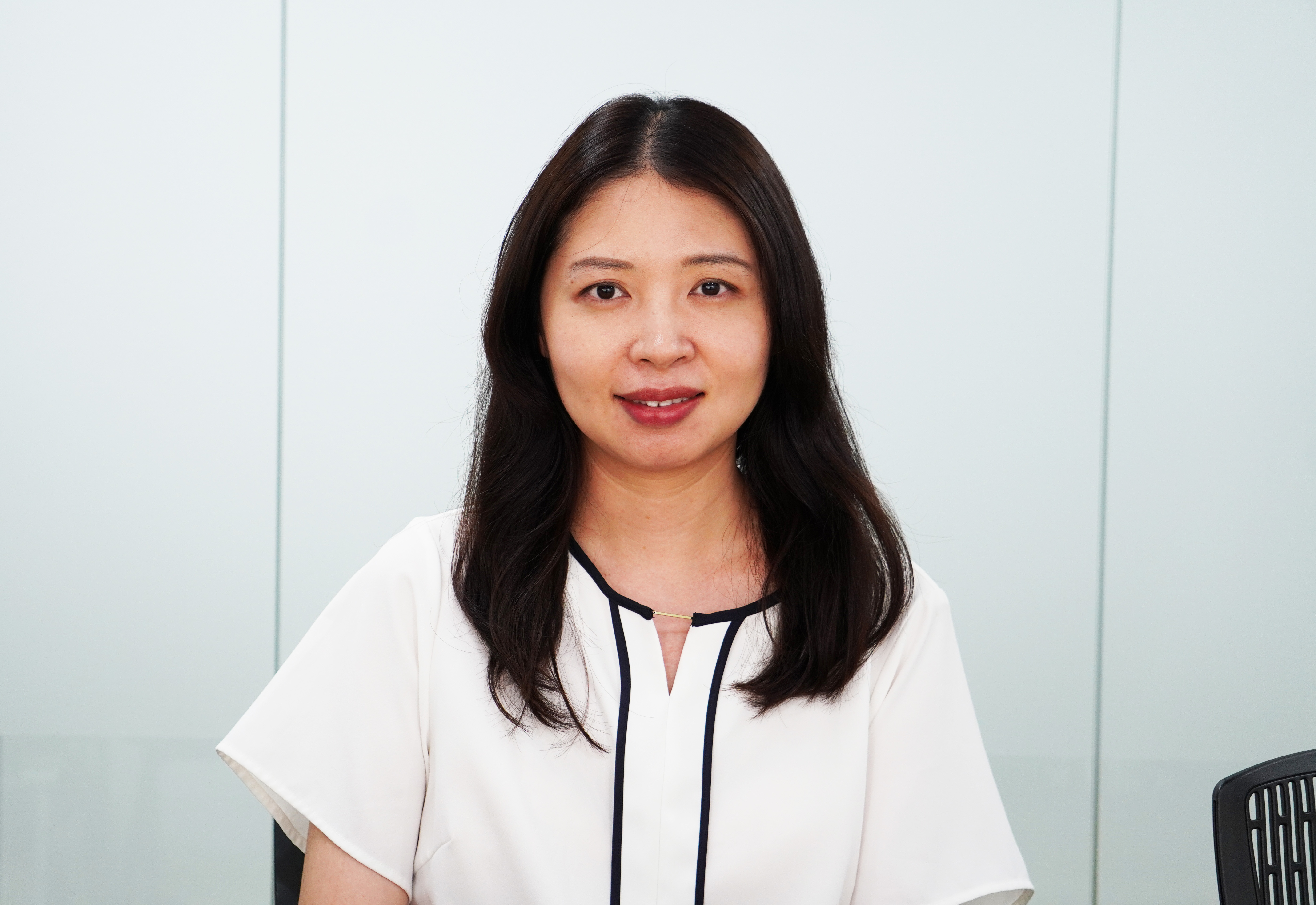 マーケティング部　李さん